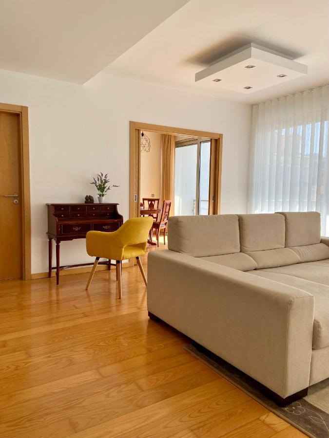 Apartamento O Albuquerque - Centro Cidade Alcobaça Buitenkant foto