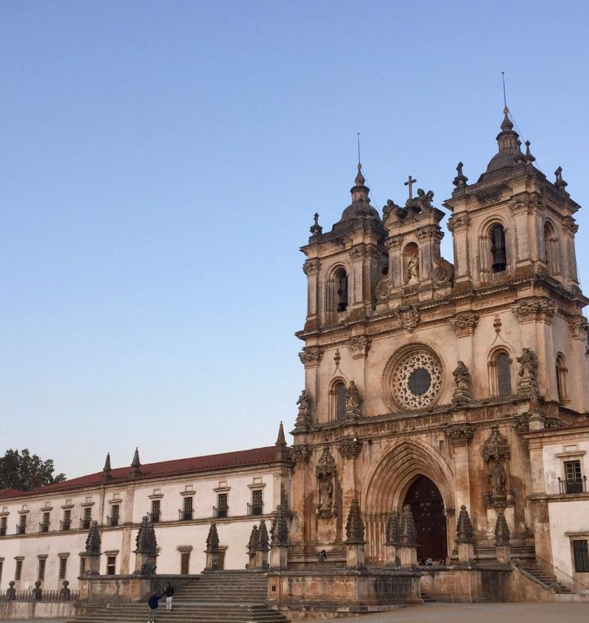 Apartamento O Albuquerque - Centro Cidade Alcobaça Buitenkant foto